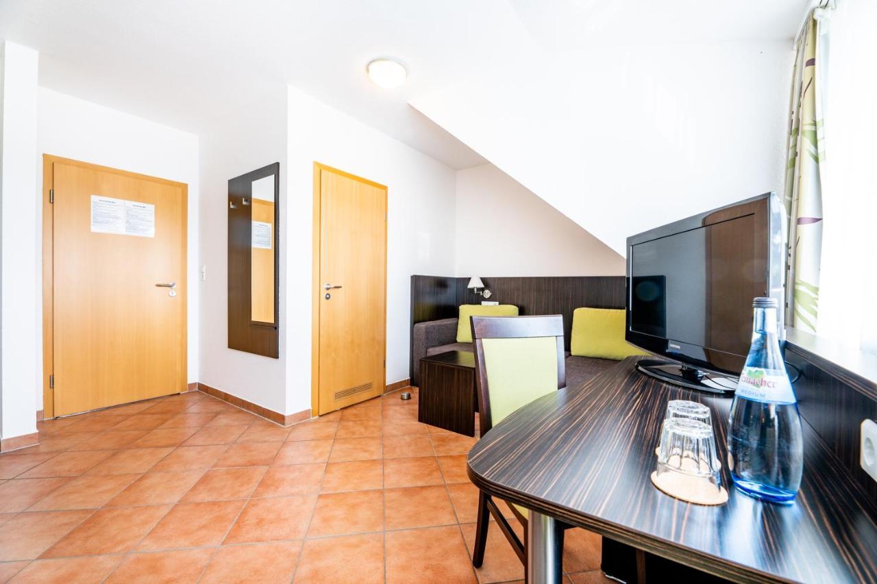My Airport Hotel Stuttgart-Airport-Messe Leinfelden-Echterdingen Bagian luar foto